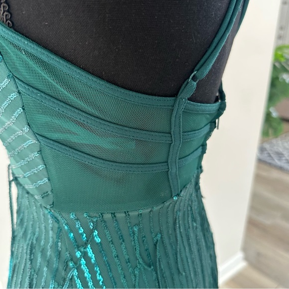 City Vibes Emerald Green Fringe Criss Cross Back Prom Dress w/ Side Split - Picture 9 of 16